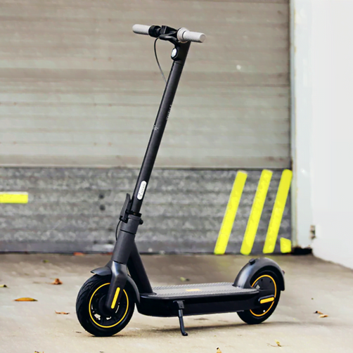 Segway Ninebot KickScooter MAX G30P – 65 km Range, 30 km/h Top Speed, Folding Commuter E-Scooter