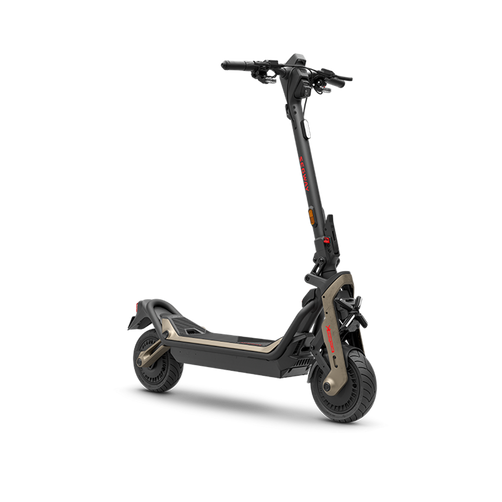 Segway SuperScooter GT3 Pro – 7,000W, 11” Tubeless Tires, Hydraulic ABS, TFT Display
